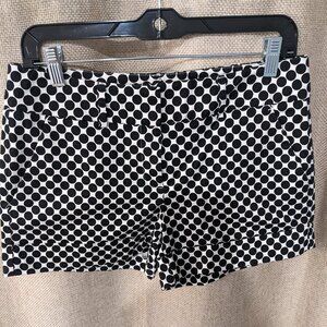 7th Avenue Design Studio Black and White Polka-Dot 4 Pocket Shorts, Size 4